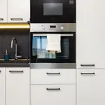 Апартамент Bright And Cozy 1bd Flat In With Parking By Flat Mаnager *