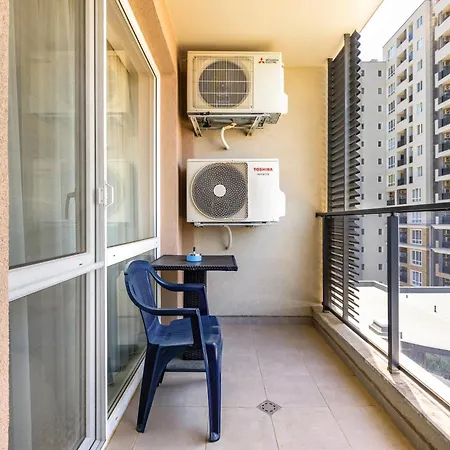 Bright And Cozy 1bd Flat In With Parking By Flat Mаnager Apartment