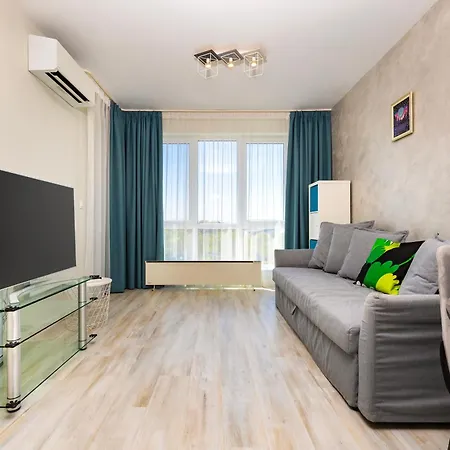 Bright And Cozy 1bd Flat In With Parking By Flat Mаnager Apartman Plovdiv