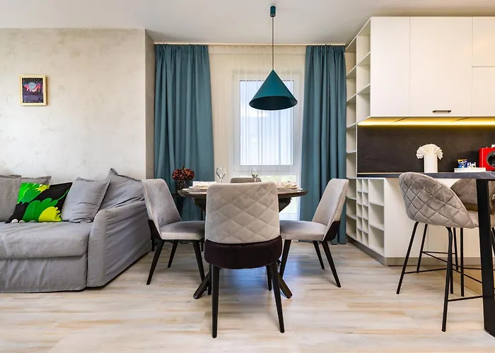 Lägenhet Bright And Cozy 1bd Flat In With Parking By Flat Mаnager