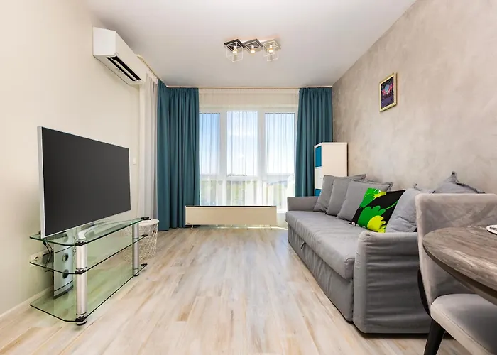 Bright And Cozy 1bd Flat In With Parking By Flat Mаnager Lägenhet Plovdiv